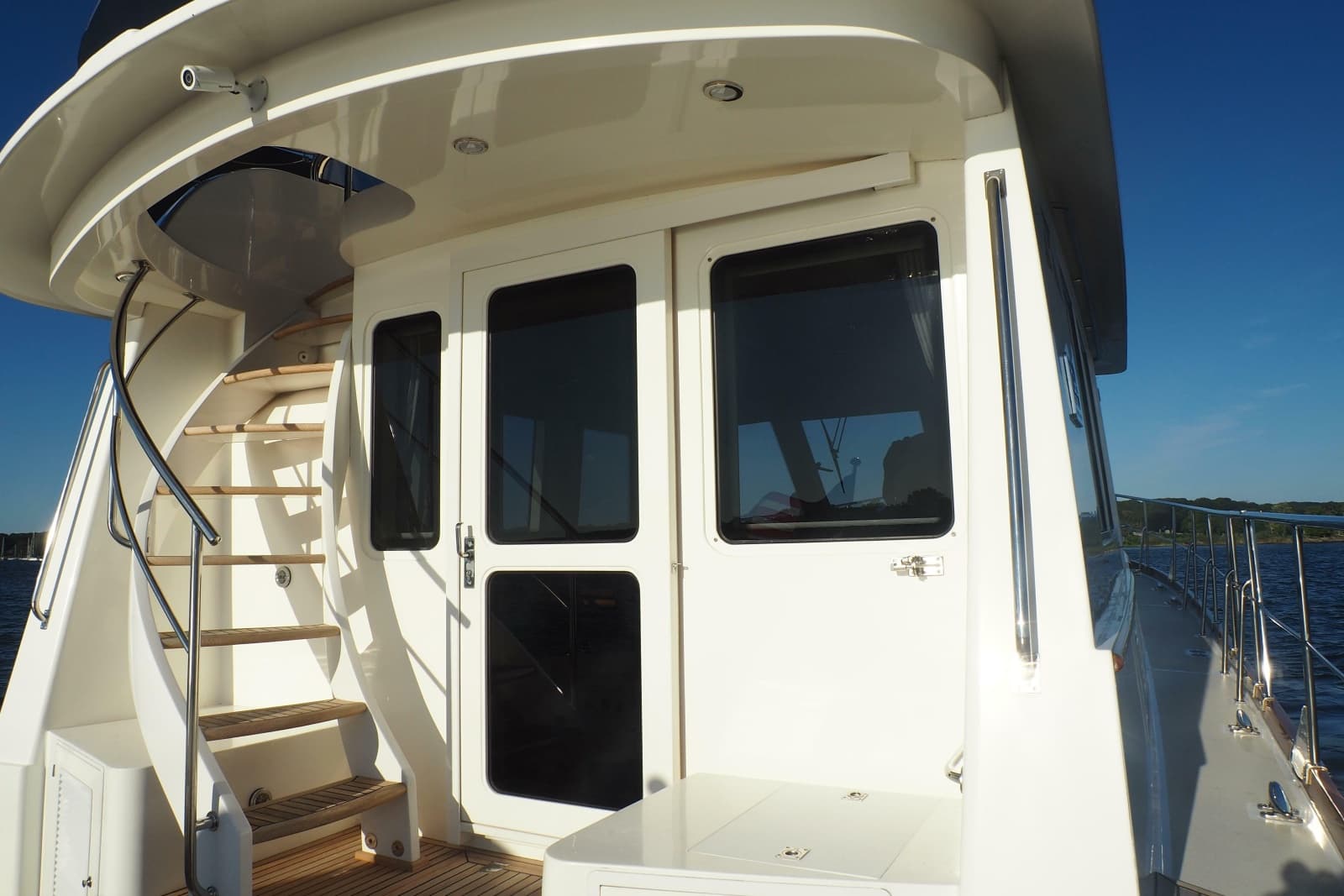 2006 Grand Banks 47 Eastbay Fly Bridge - Photo 53