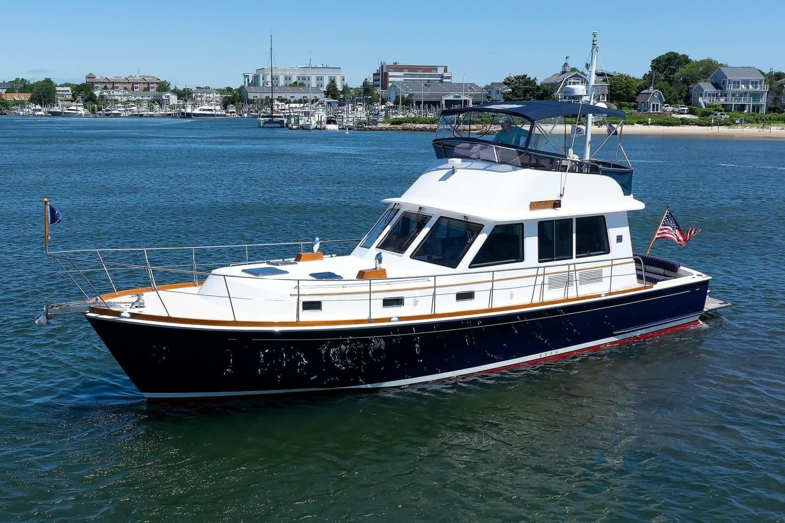 2006 Grand Banks 47 Eastbay Fly Bridge - Photo 4