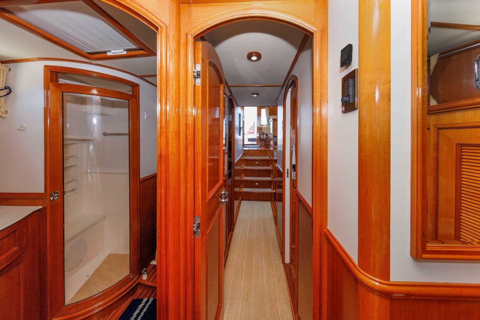 2006 Grand Banks 47 Eastbay Fly Bridge - Photo 28