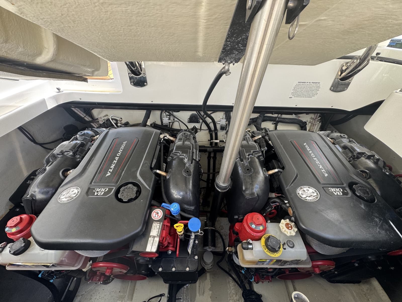 2020 Cobalt R35 - Photo 15
