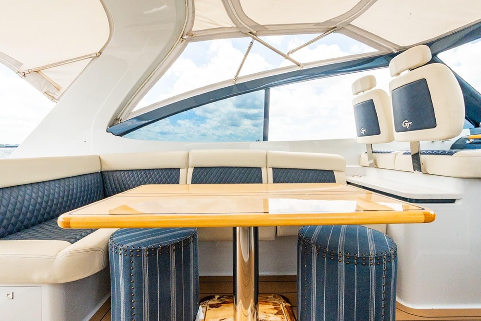 2019 Palm Beach Motor Yachts GT50 - Photo 30