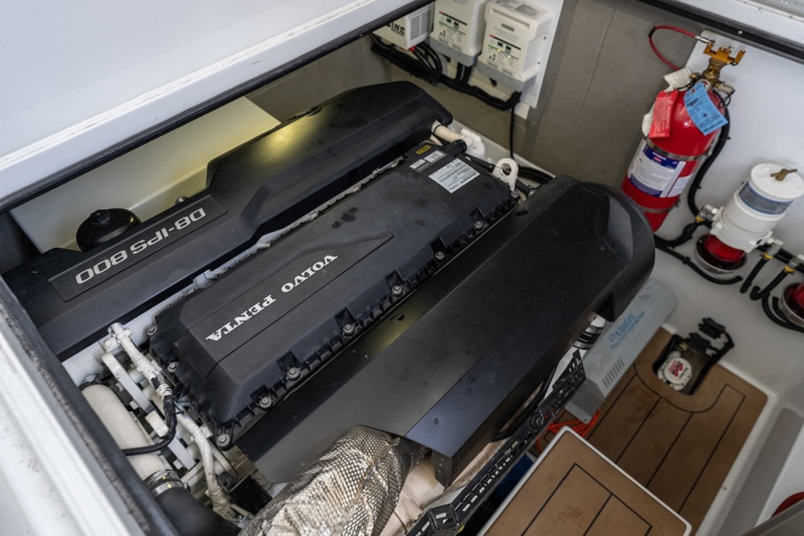 2019 Palm Beach Motor Yachts GT50 - Photo 57