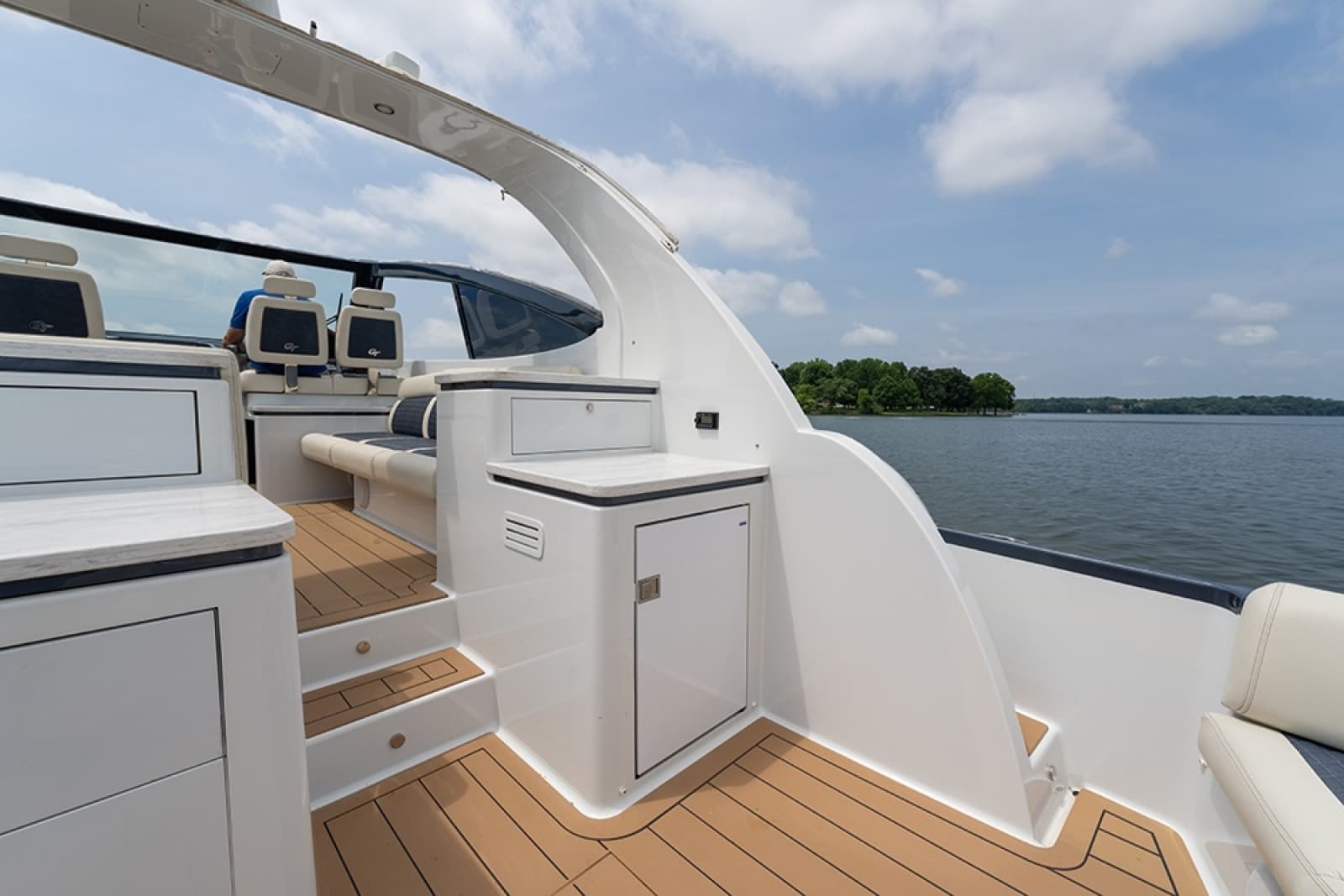 2019 Palm Beach Motor Yachts GT50 - Photo 24