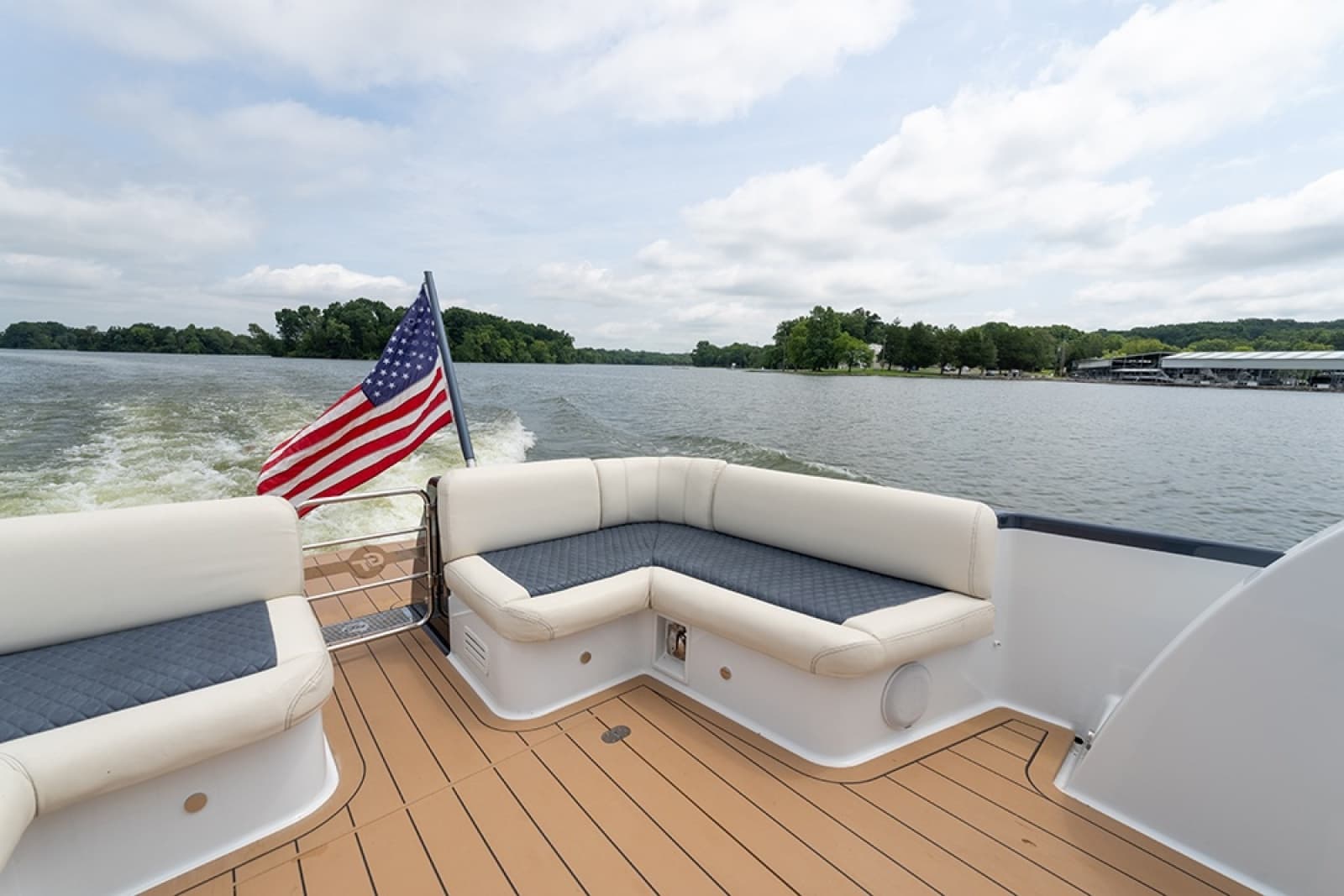 2019 Palm Beach Motor Yachts GT50 - Photo 14