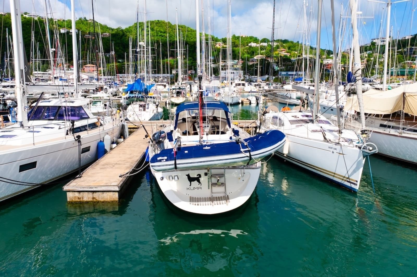 2002 Oyster 53 - Photo 10