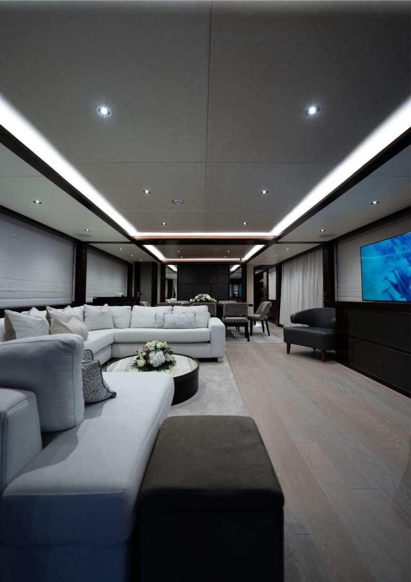 2022 Sunseeker 95 - Photo 7
