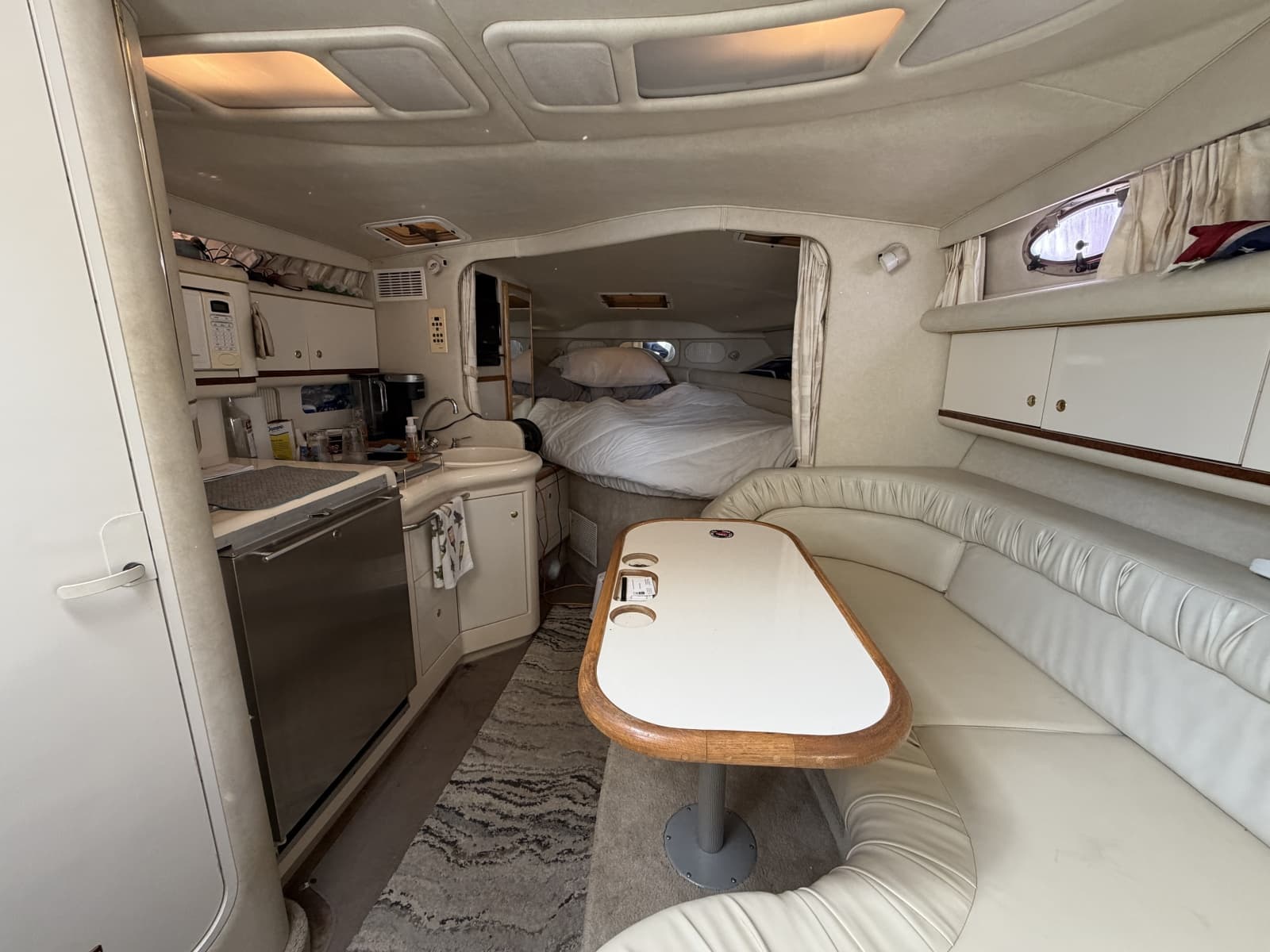 1997 Sea Ray Sundancer 330 - Photo 18