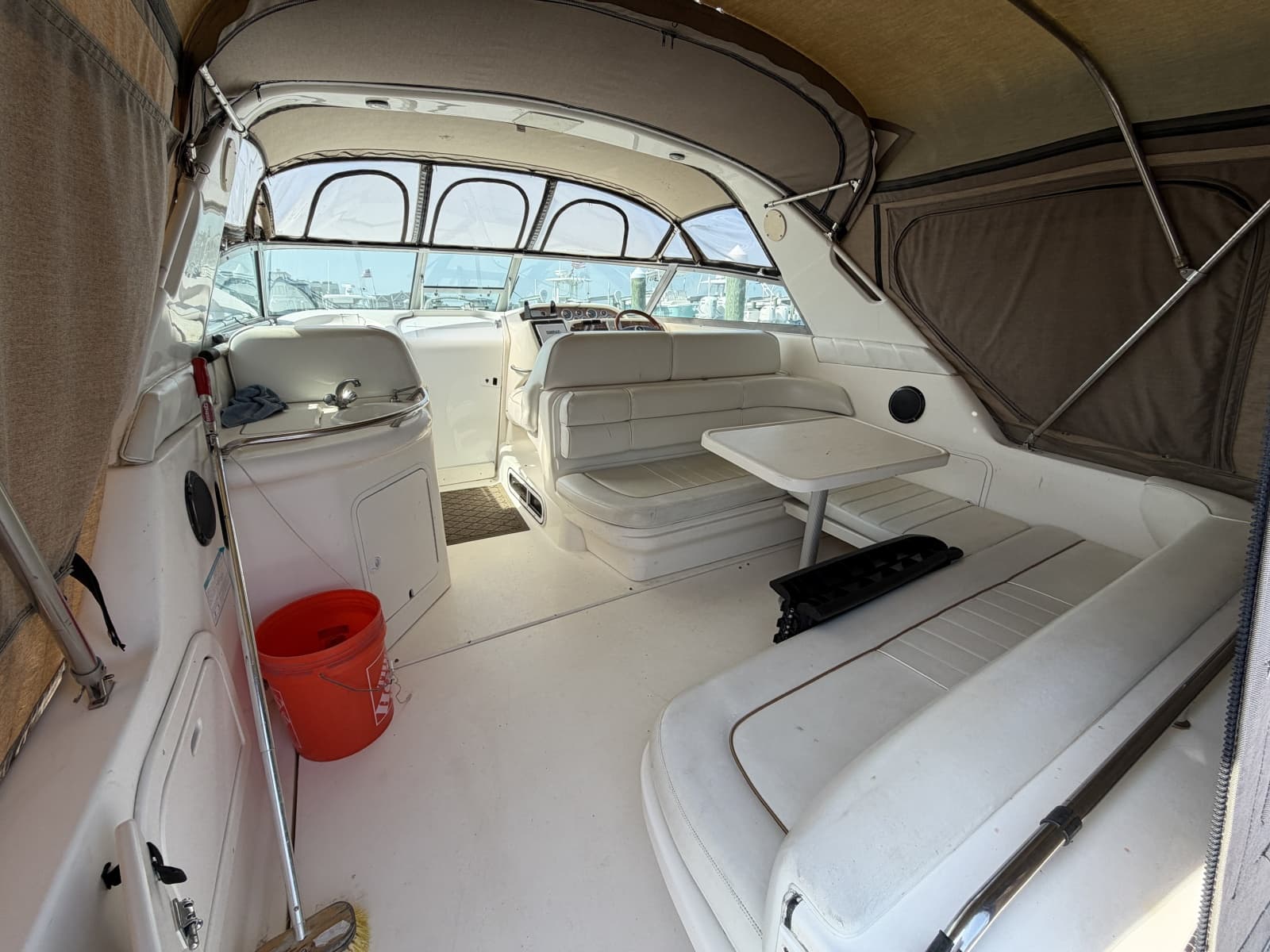 1997 Sea Ray Sundancer 330 - Photo 3