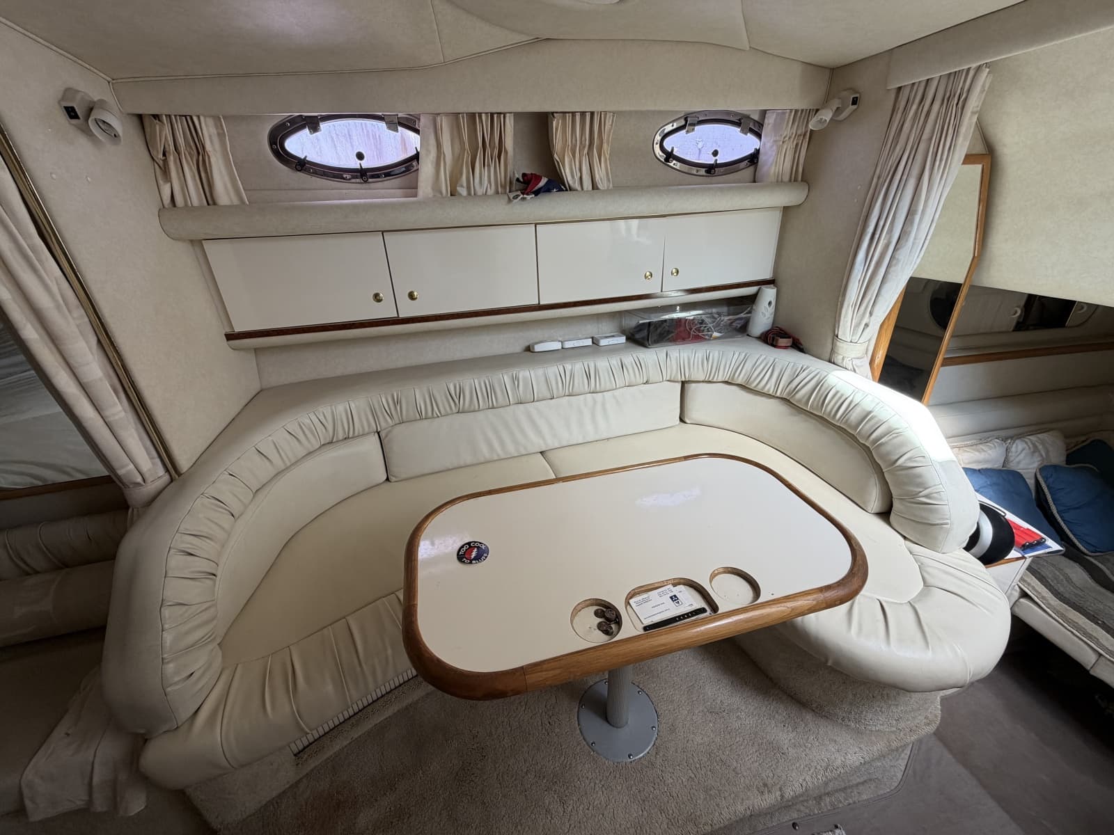 1997 Sea Ray Sundancer 330 - Photo 19