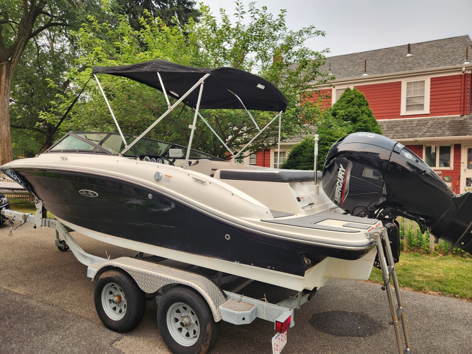 2021 Sea Ray  - Photo 2