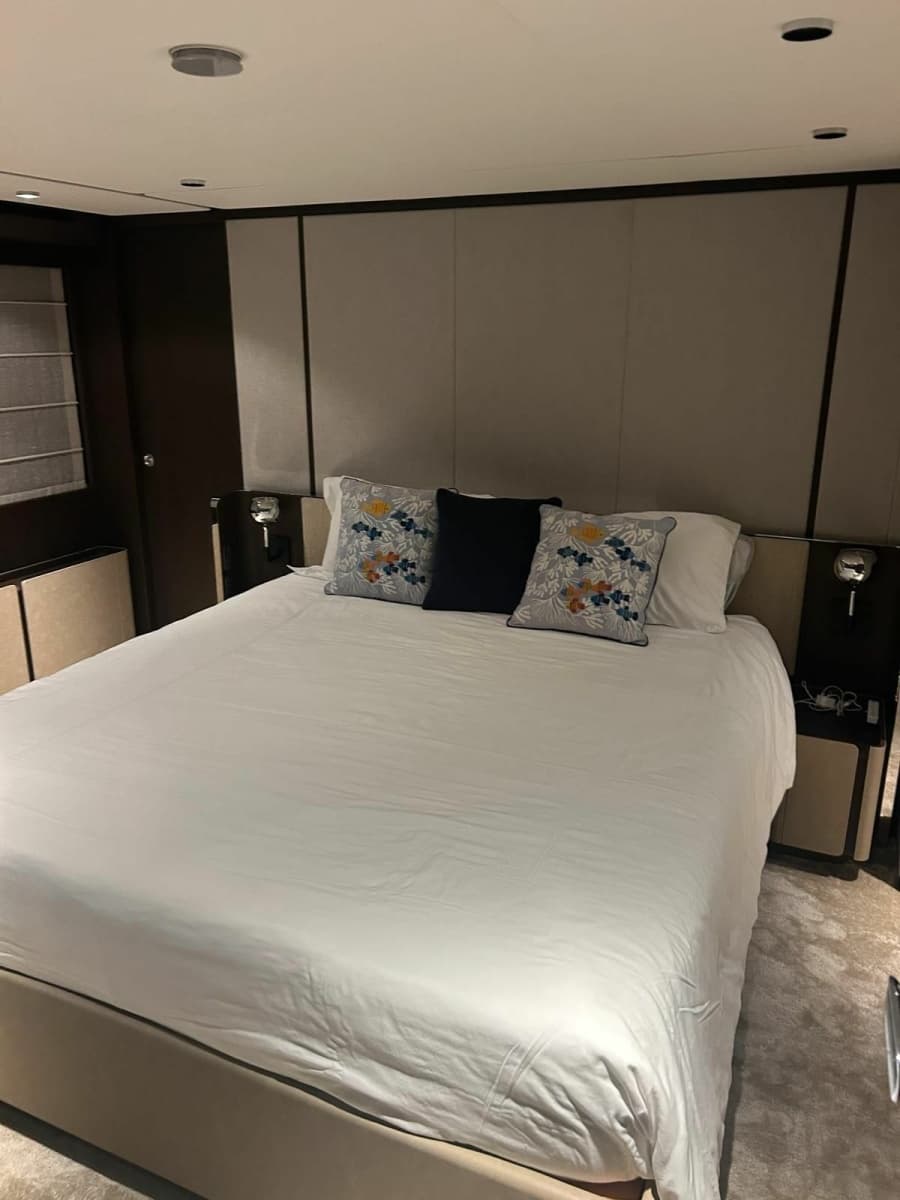 2023 Ferretti Yachts Ferretti 860 - Photo 6