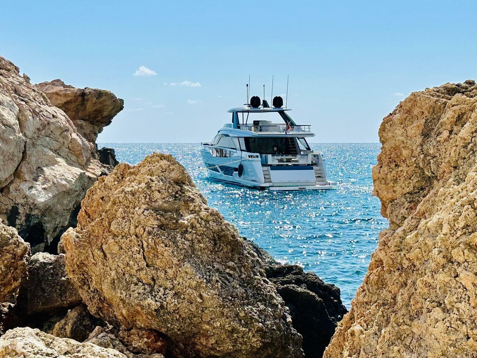 2023 Ferretti Yachts Ferretti 860 - Photo 4