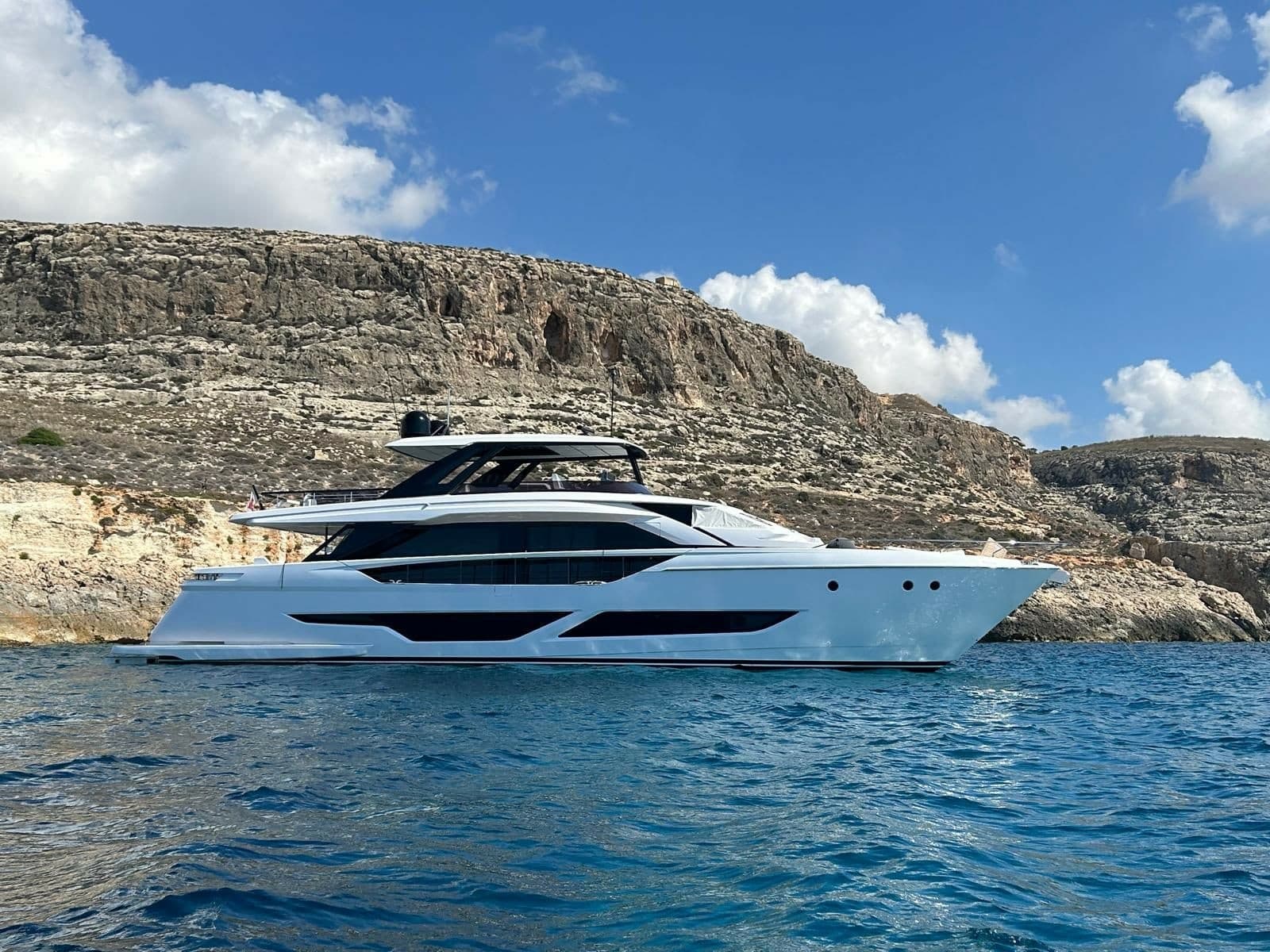 2023 Ferretti Yachts Ferretti 860 - Photo 1