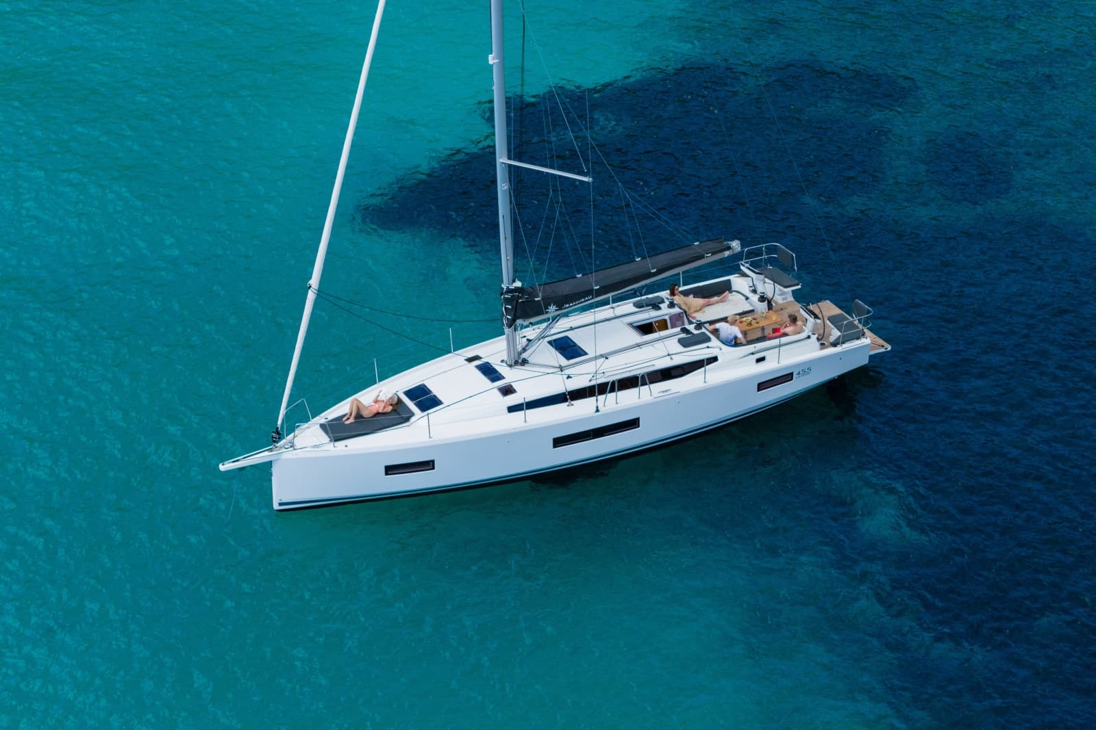 2027 Jeanneau SO 455 - Photo 2