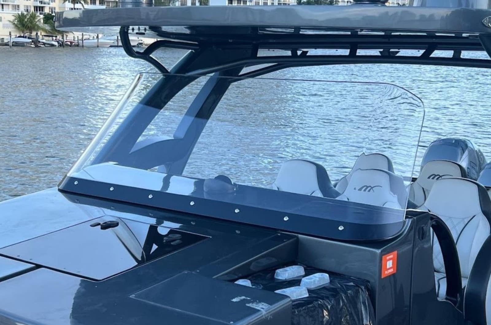 2019 Midnight Express  - Photo 14