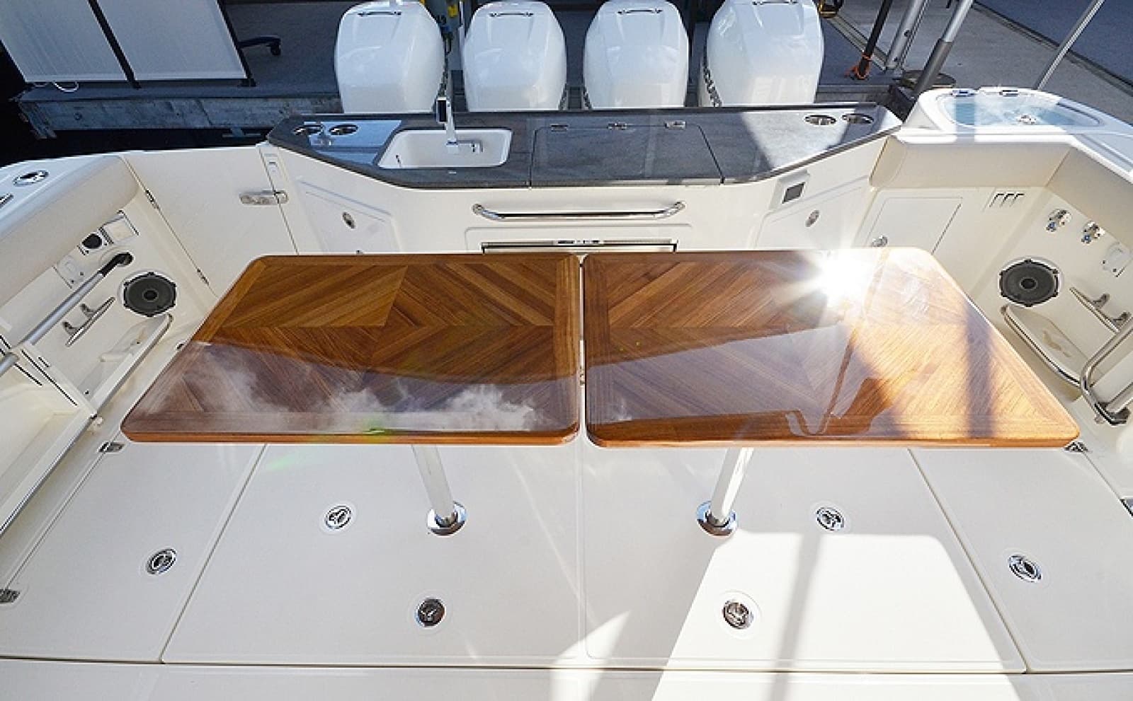 2021 Boston Whaler 405 Conquest - Photo 10