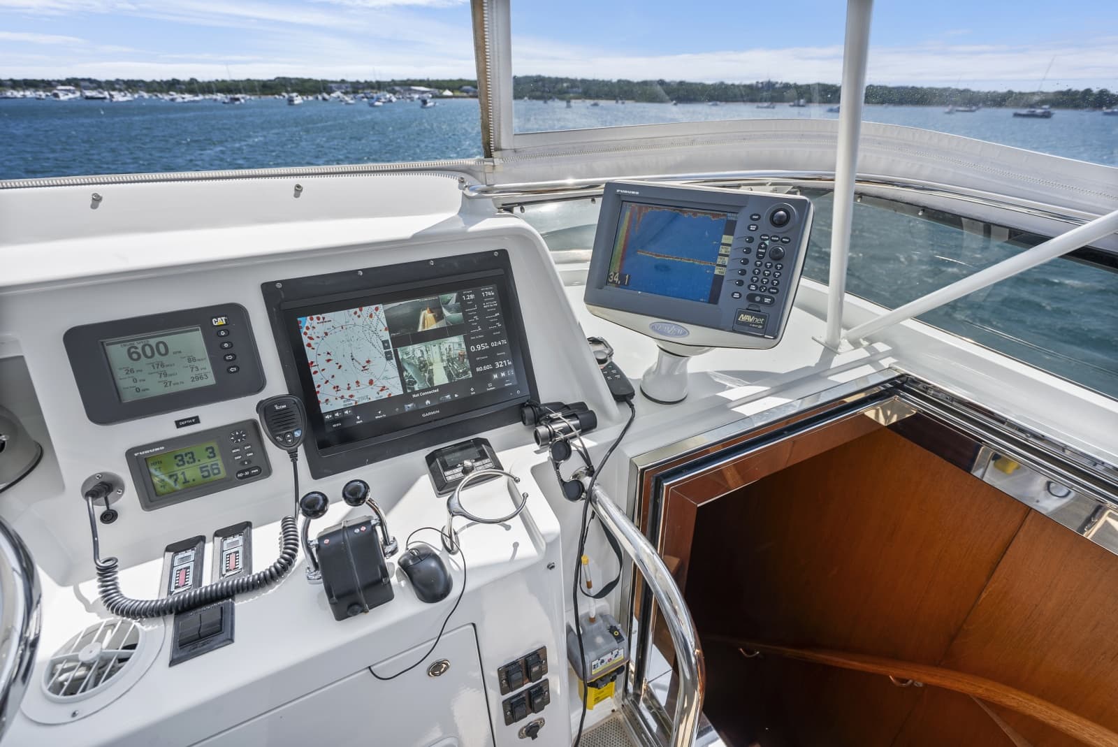 2004 Cheoy Lee Flybridge - Photo 19