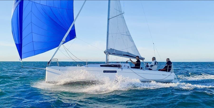 2025 Beneteau FIRST 27 - Photo 8