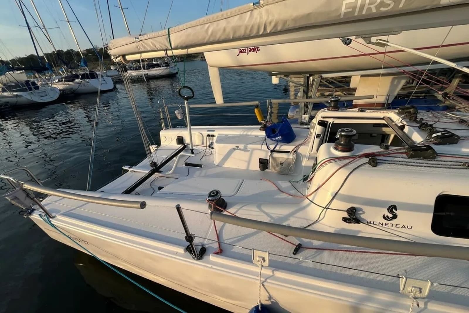 2025 Beneteau FIRST 27 - Photo 5