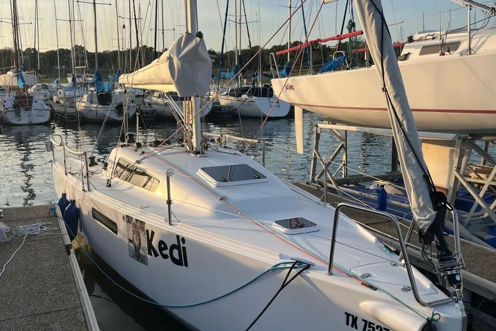 2025 Beneteau FIRST 27 - Photo 4