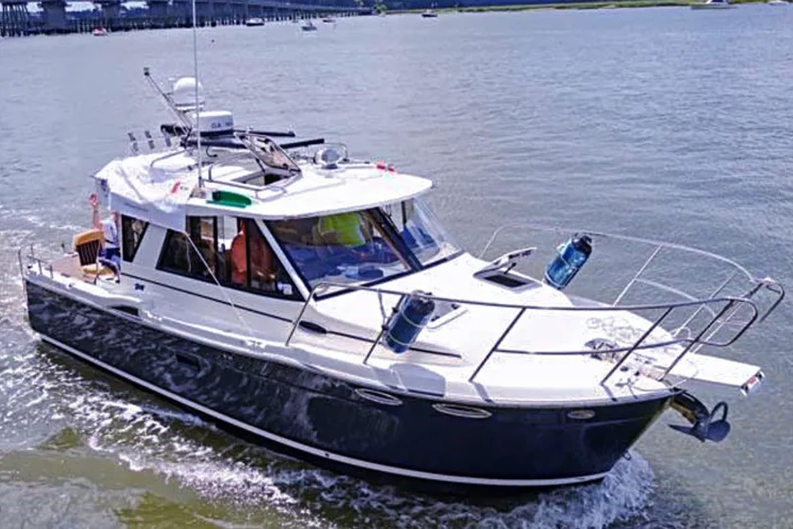 2013 Cutwater C-28 - Photo 7