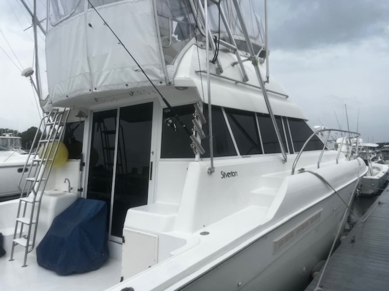 1996 Silverton Convertible - Photo 2