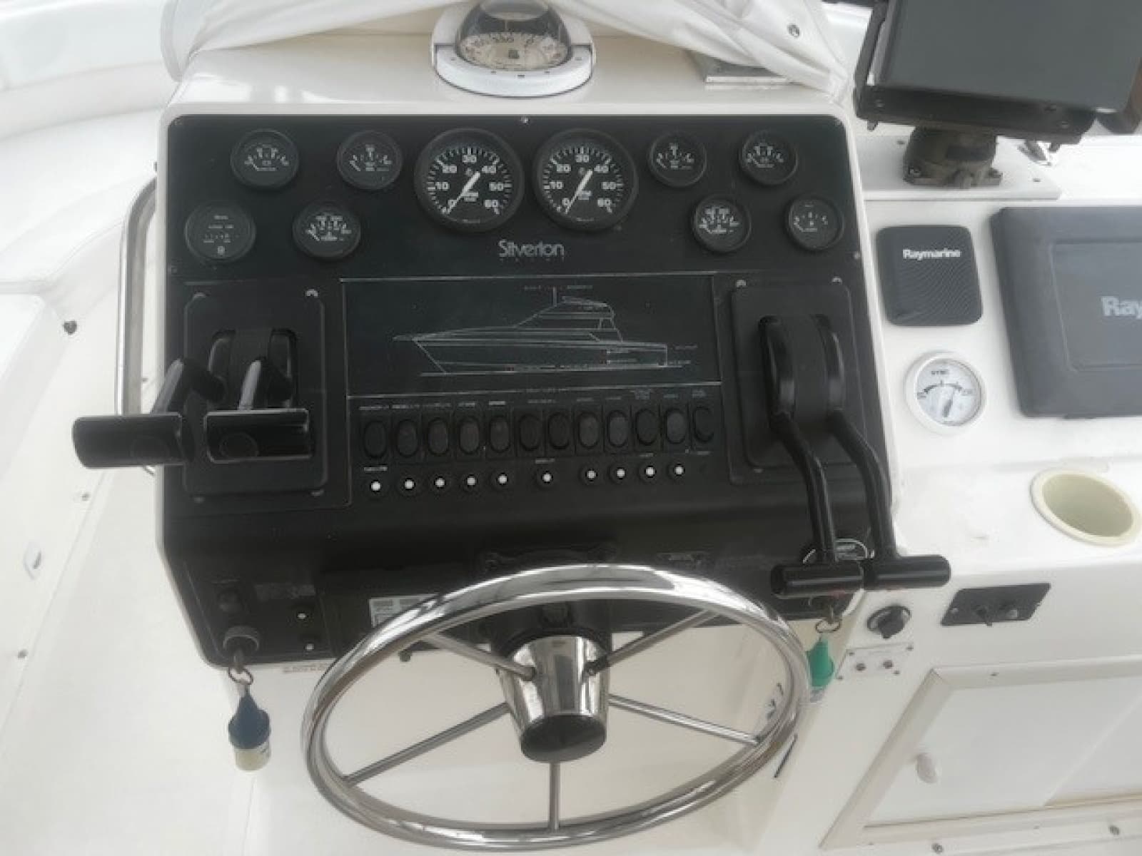 1996 Silverton Convertible - Photo 4