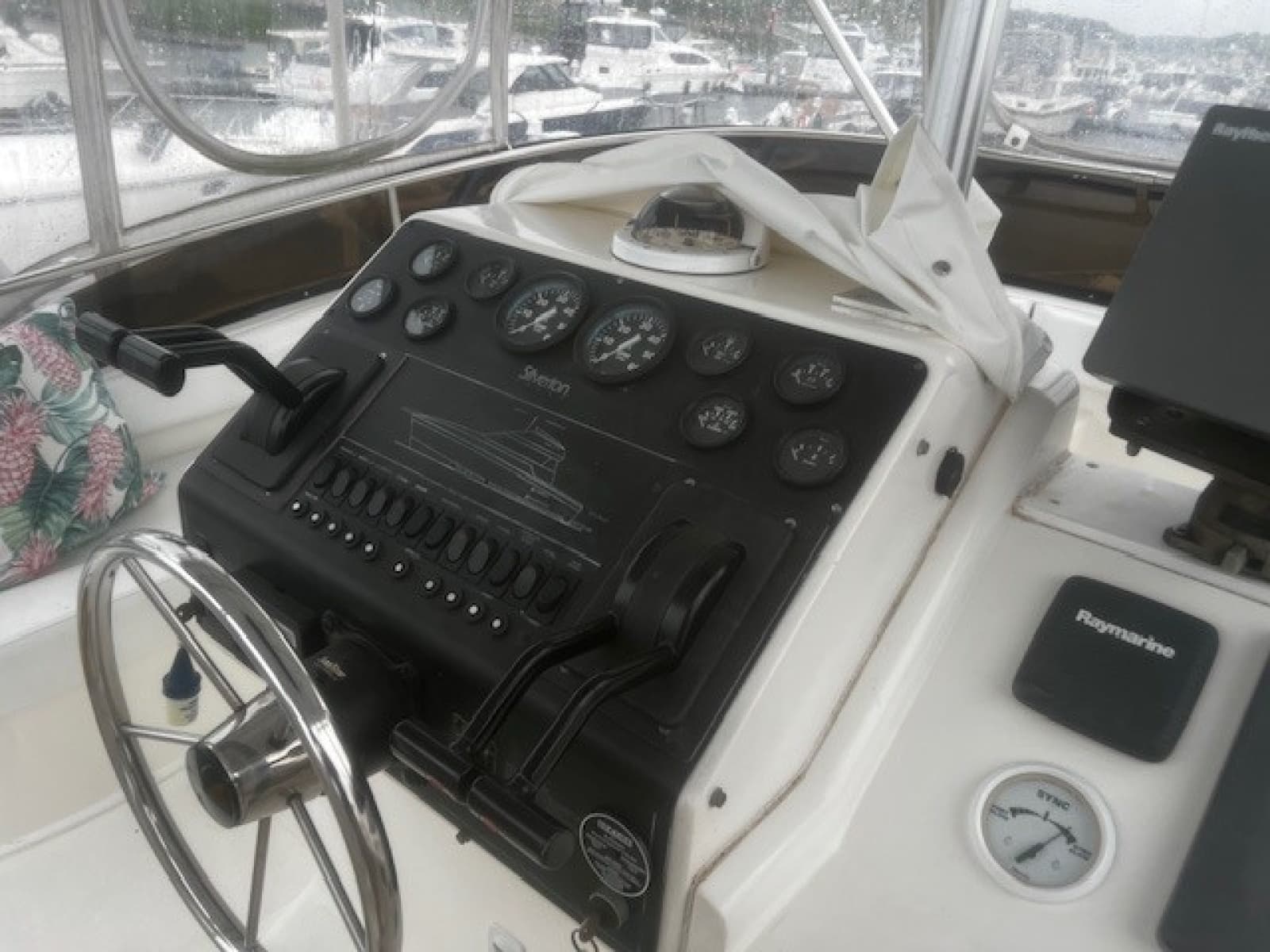 1996 Silverton Convertible - Photo 5