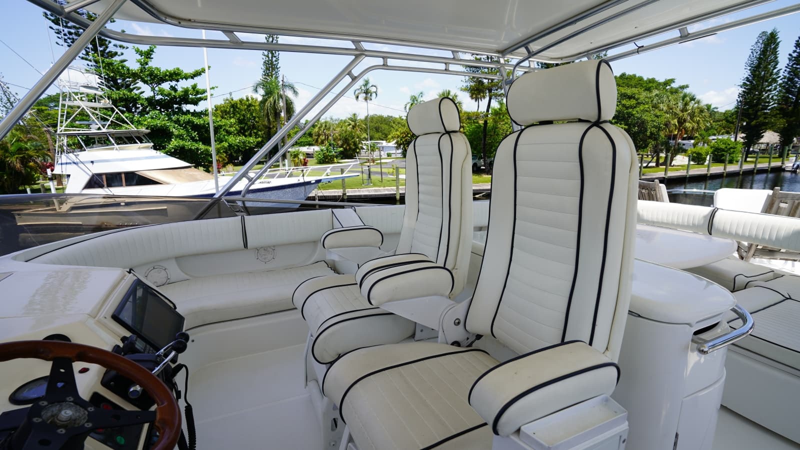 1999 Princess FLYBRIDGE - Photo 17