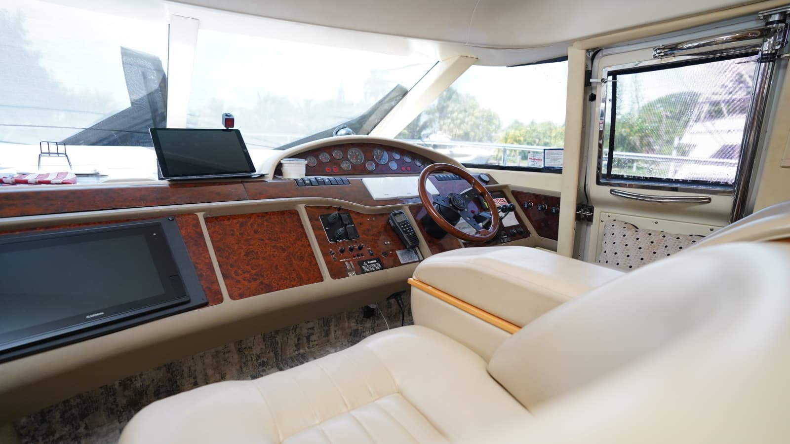 1999 Princess FLYBRIDGE - Photo 29