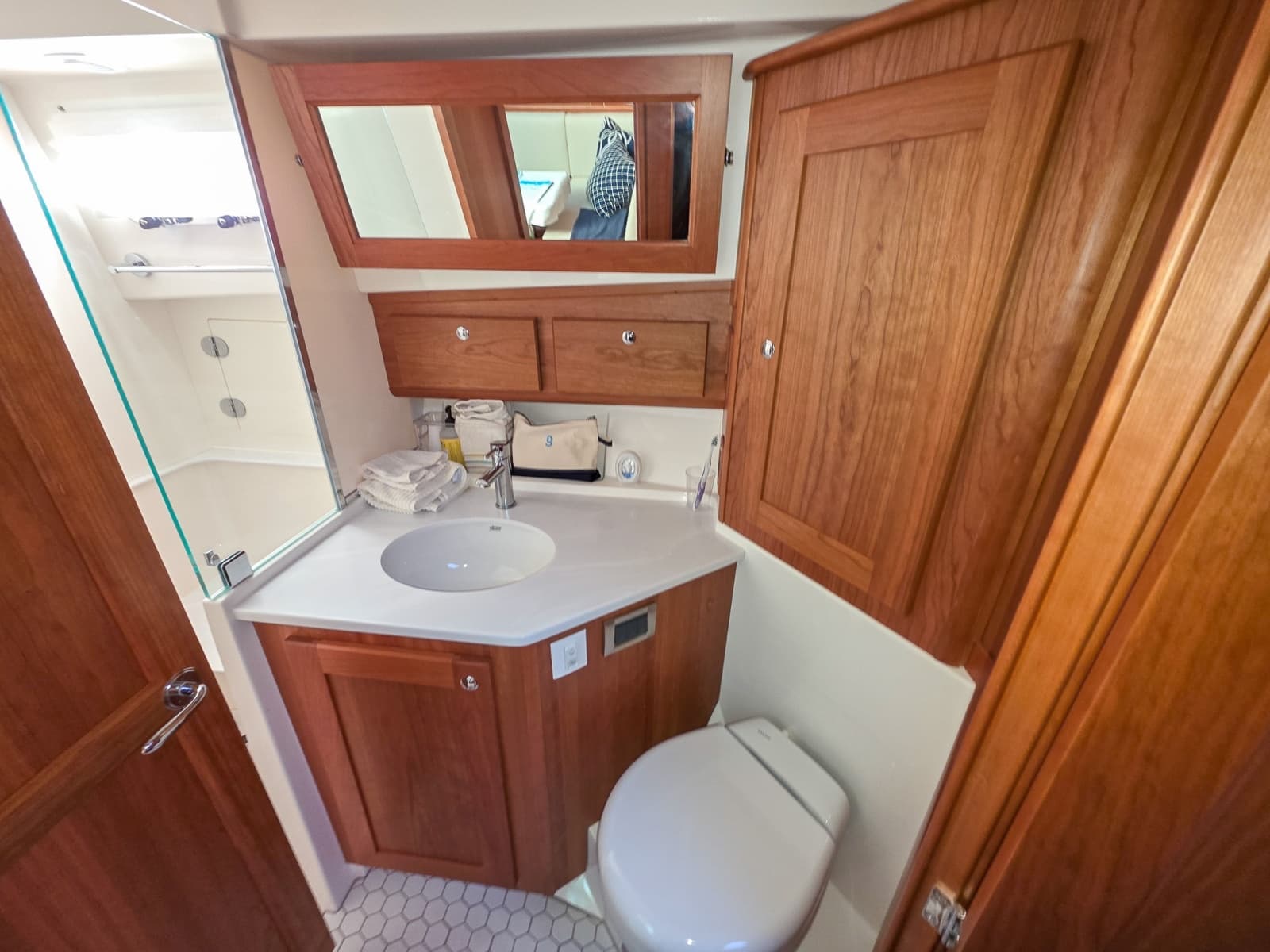 2025 Sabre 43 Salon Express - Photo 30