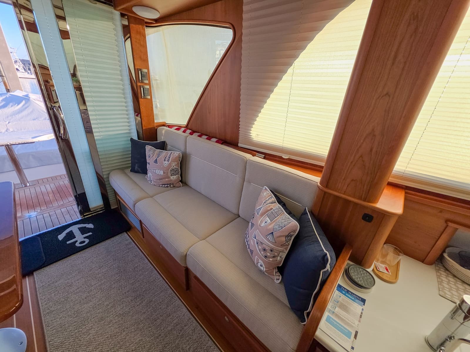 2025 Sabre 43 Salon Express - Photo 6