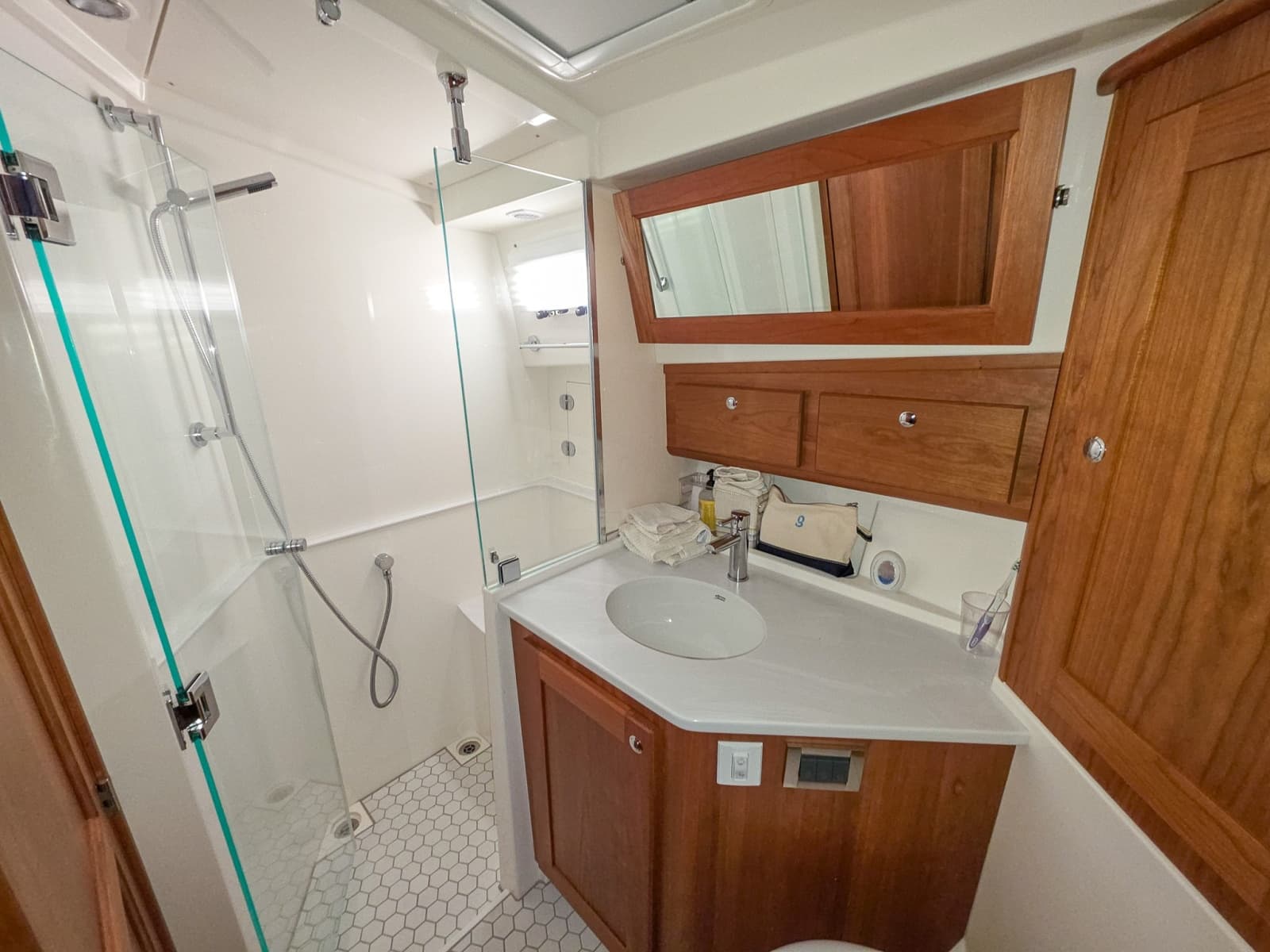 2025 Sabre 43 Salon Express - Photo 31
