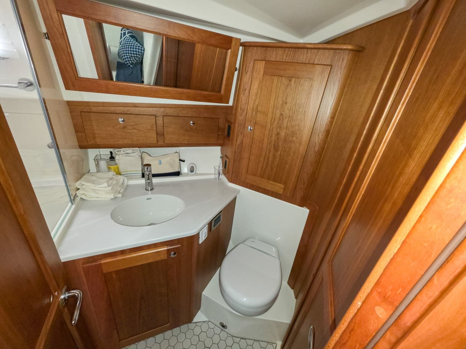 2025 Sabre 43 Salon Express - Photo 28