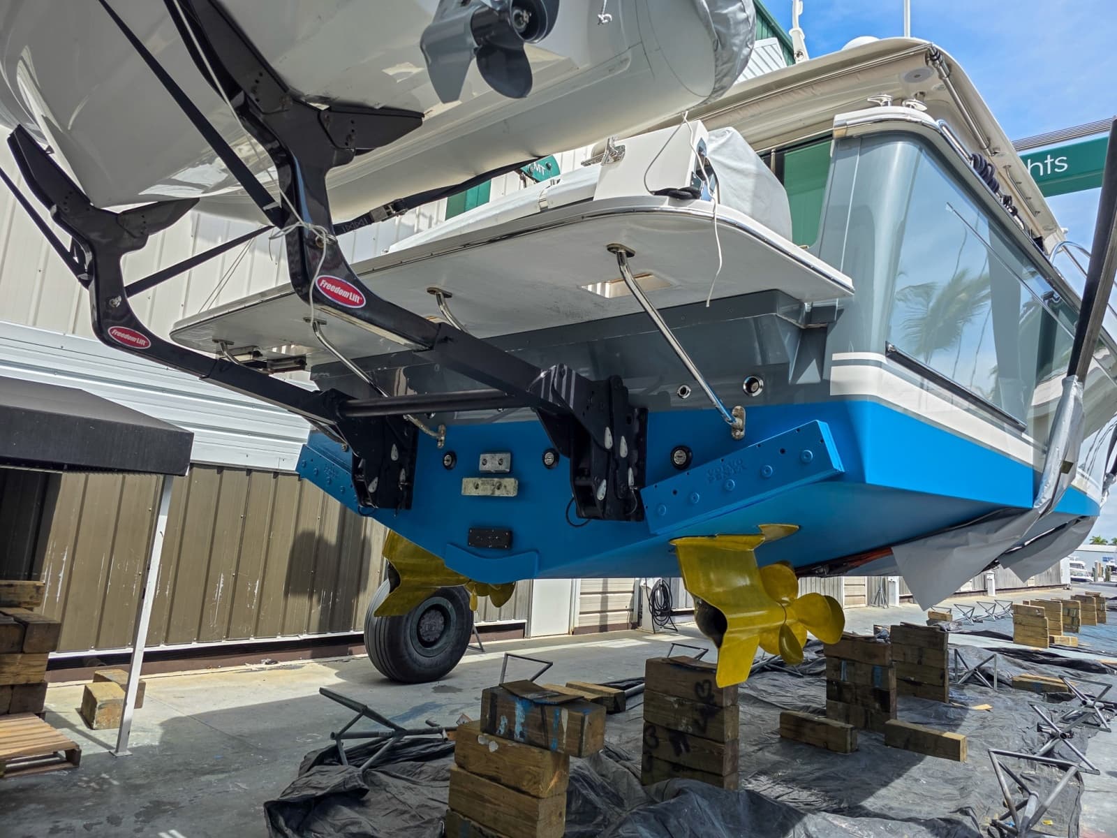 2025 Sabre 43 Salon Express - Photo 50