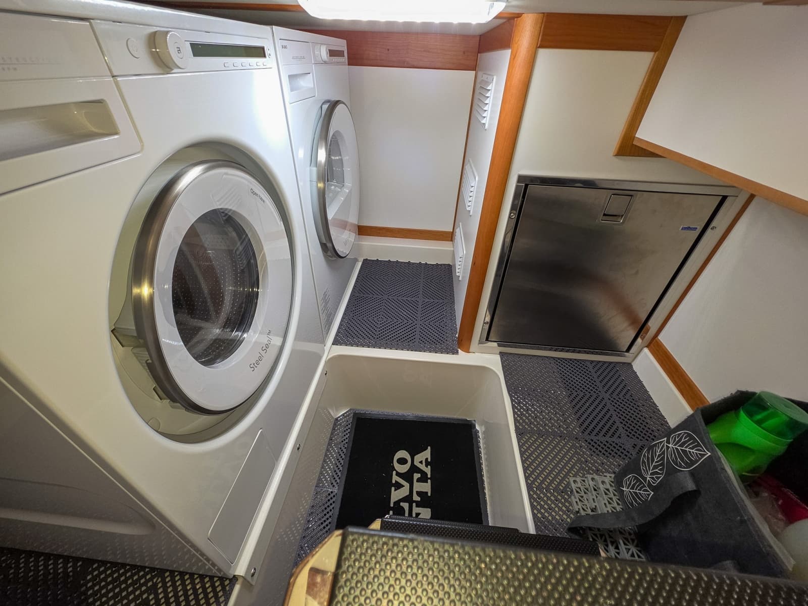2025 Sabre 43 Salon Express - Photo 32