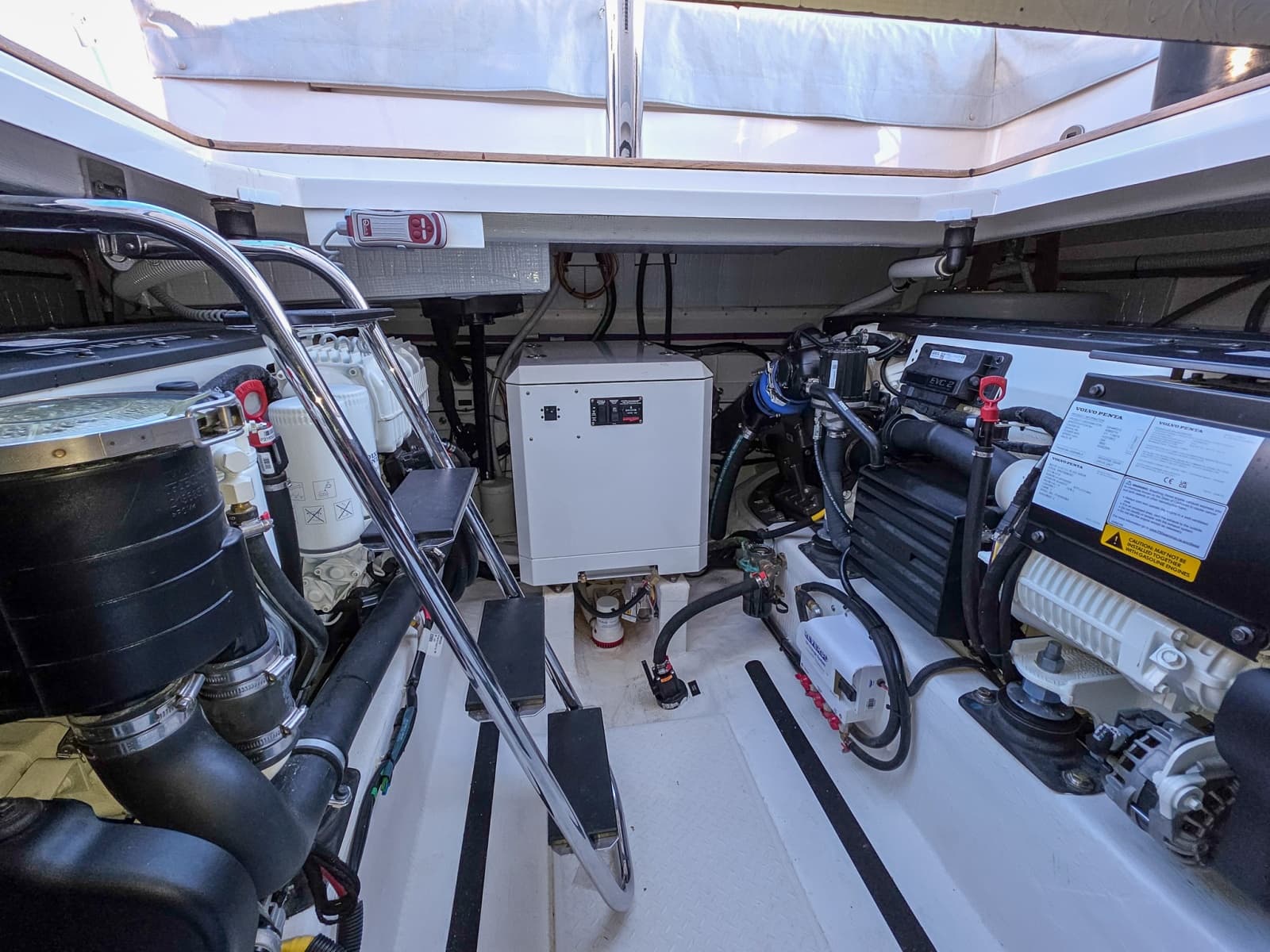 2025 Sabre 43 Salon Express - Photo 41