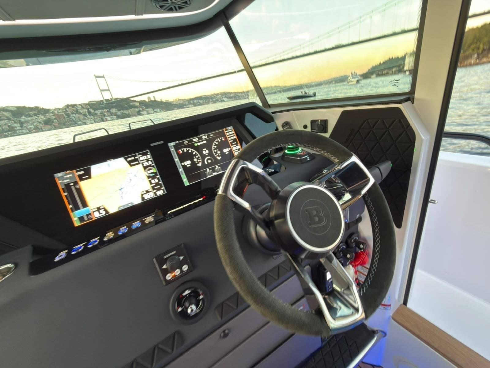 2026 Axopar 37 XC Cross Cabin - Photo 8