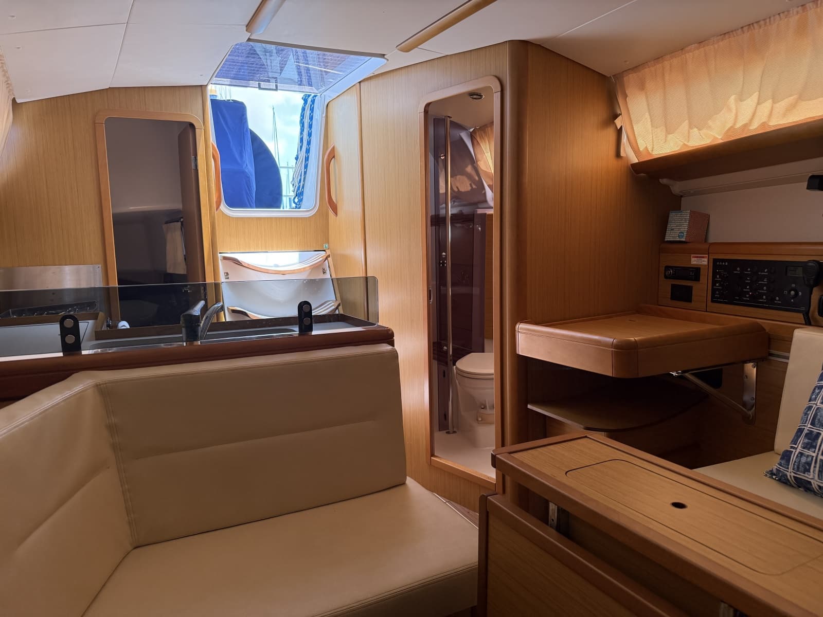 2010 Jeanneau 36i - Photo 30