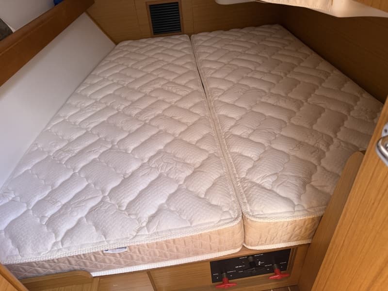 2010 Jeanneau 36i - Photo 28