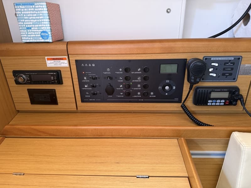 2010 Jeanneau 36i - Photo 14