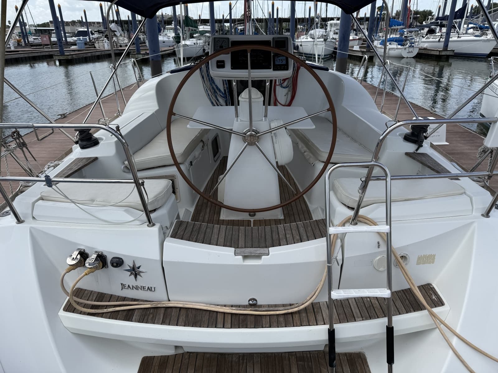 2010 Jeanneau 36i - Photo 19