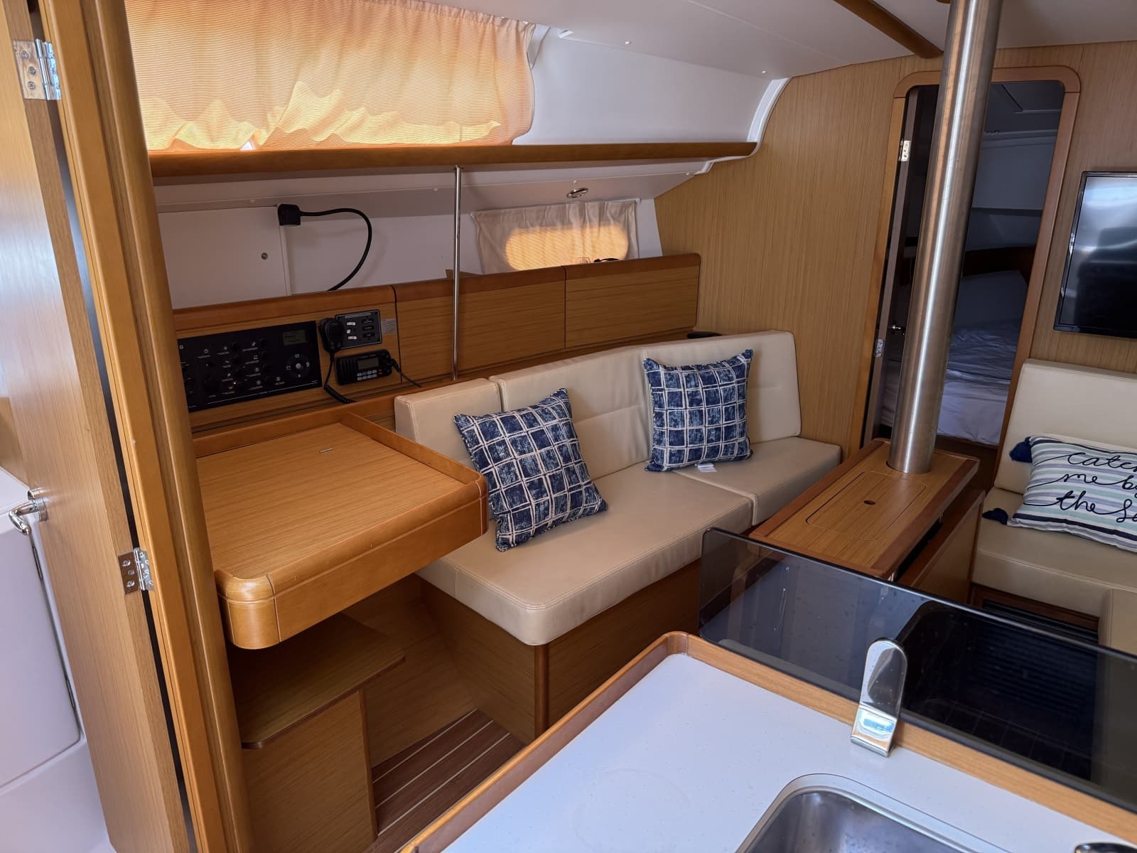 2010 Jeanneau 36i - Photo 26