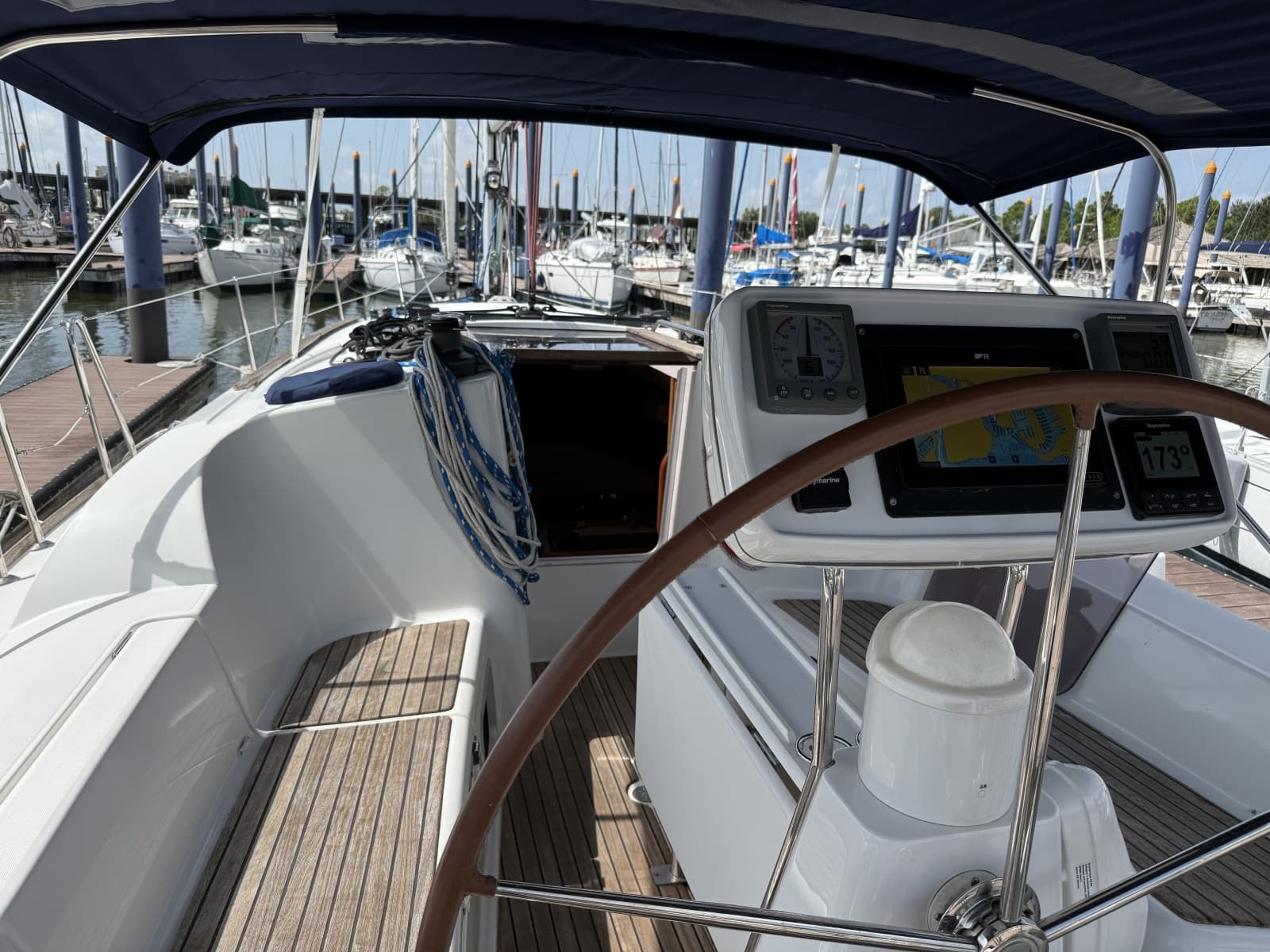 2010 Jeanneau 36i - Photo 13