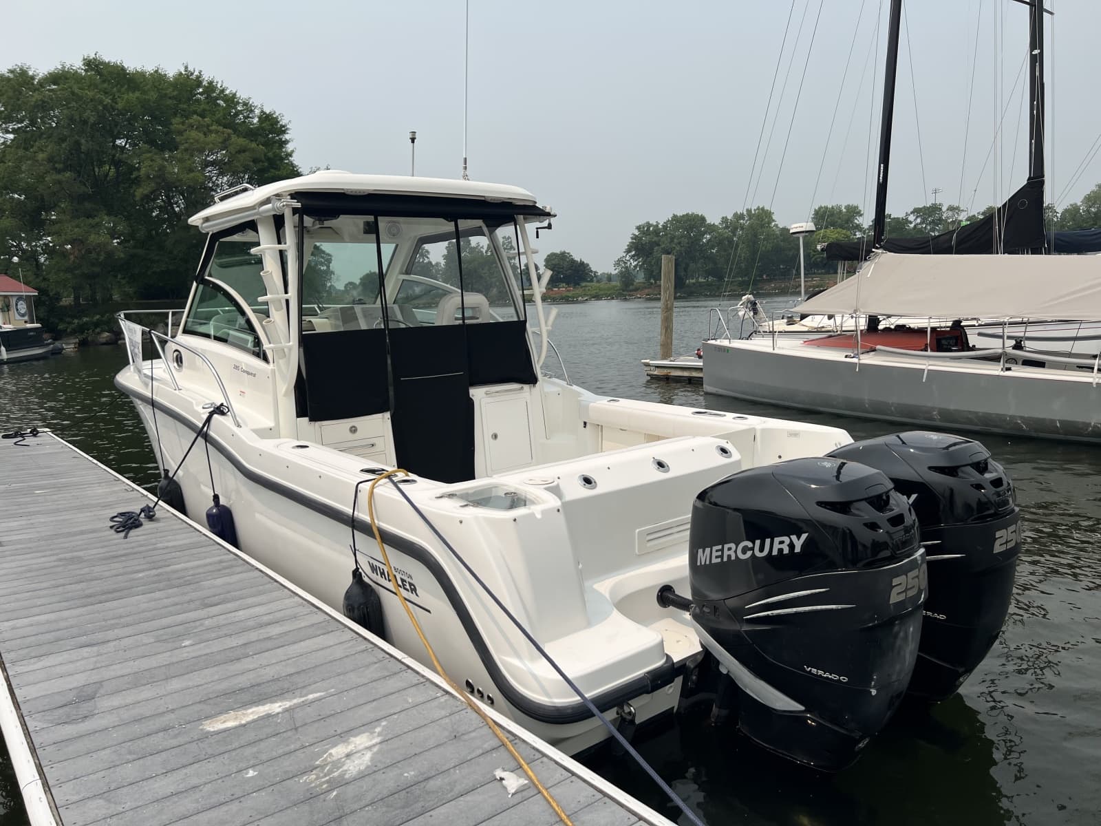 2013 Boston Whaler Conquest - Photo 3