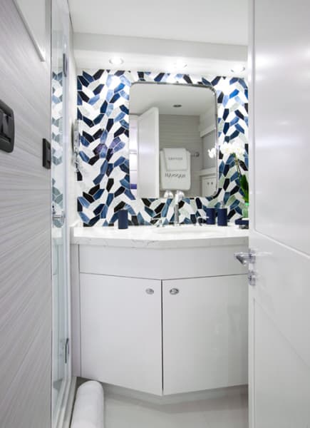 2003 Westport Raised Pilothouse - Photo 38
