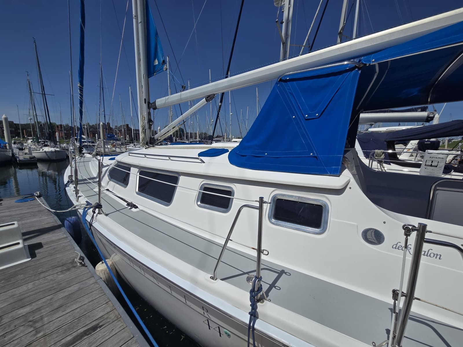 2007 Hunter 44 DS - Photo 13