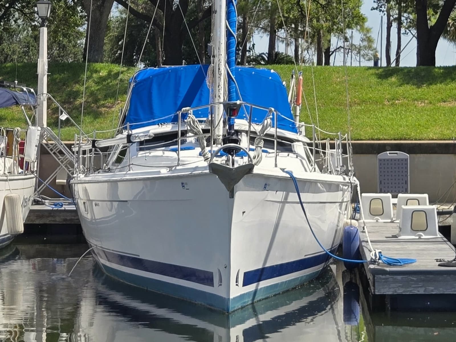 2007 Hunter 44 DS - Photo 2