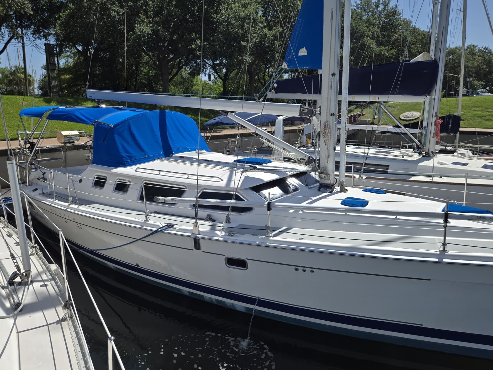 2007 Hunter 44 DS - Photo 10