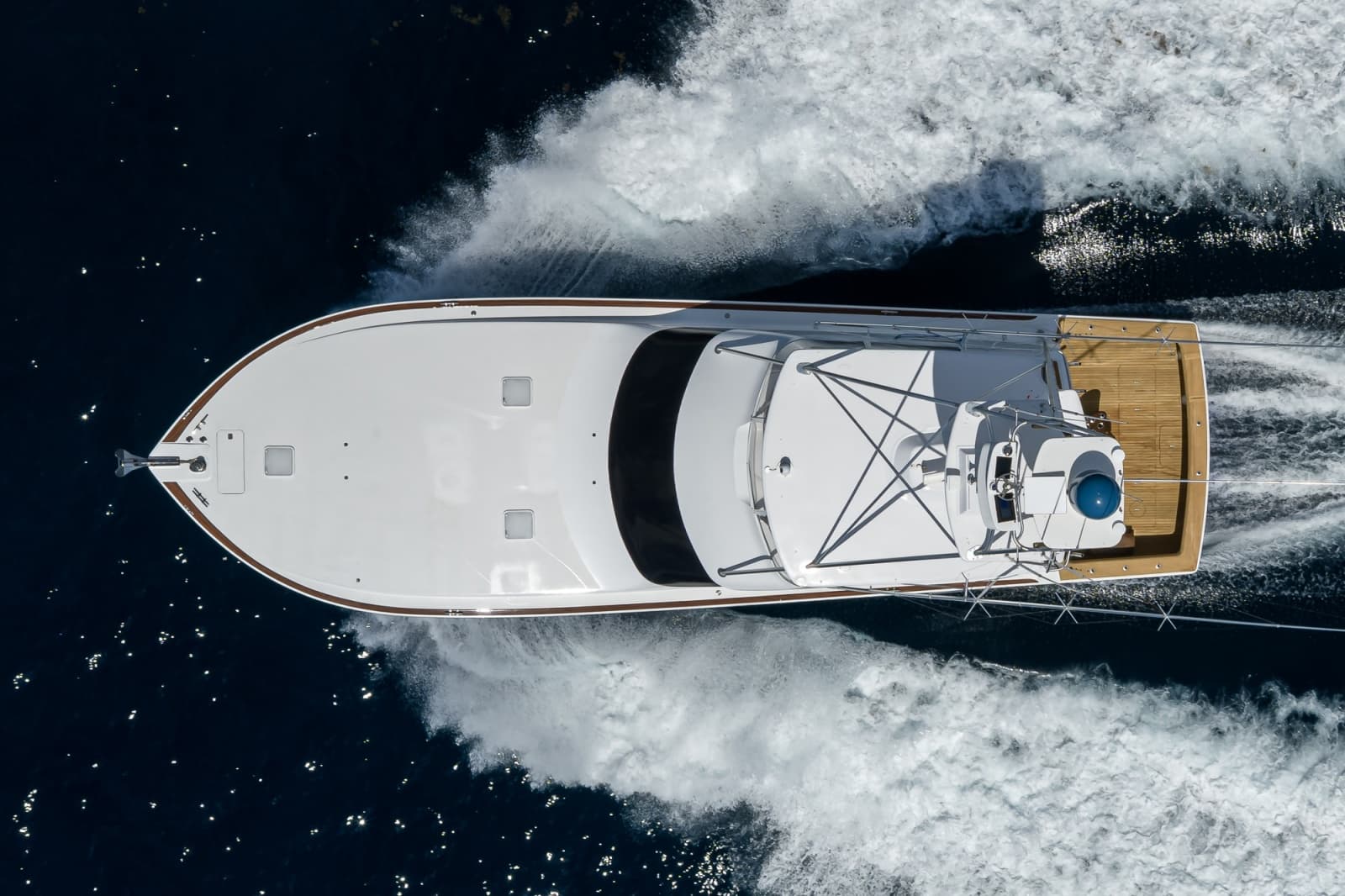 2002 Viking 61 Convertible - Photo 3